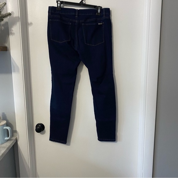 White House Black Market Skinny Stretchy Dark Wash Jeans Med‎ 8-10 - Picture 7 of 7